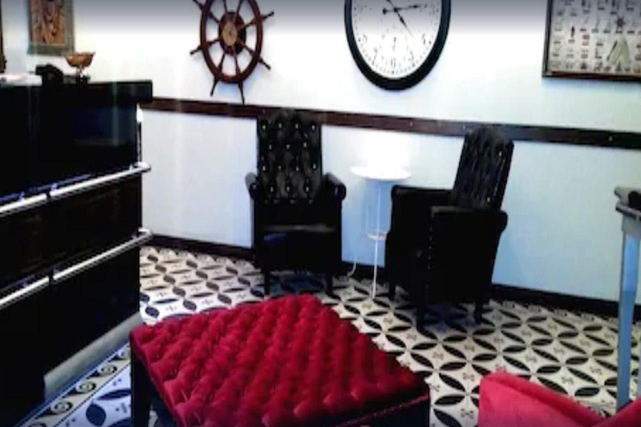 Hotel Vesta 3*