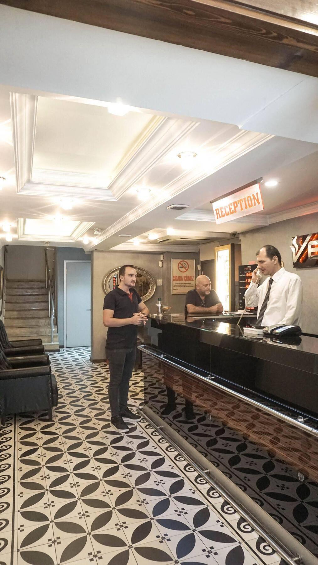 Hotel Vesta 3*