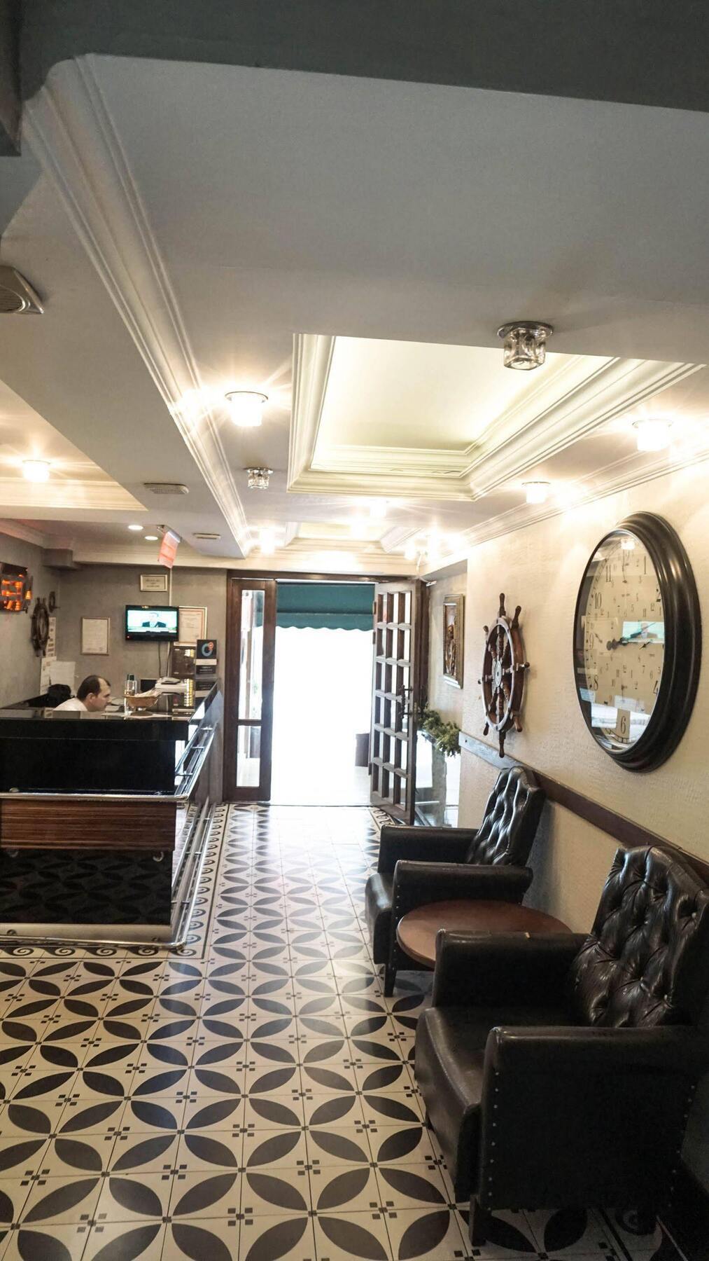 Vesta Hotel 3*